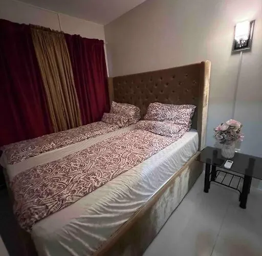 Chavid Town House Has Two Bedrooms San Fernando